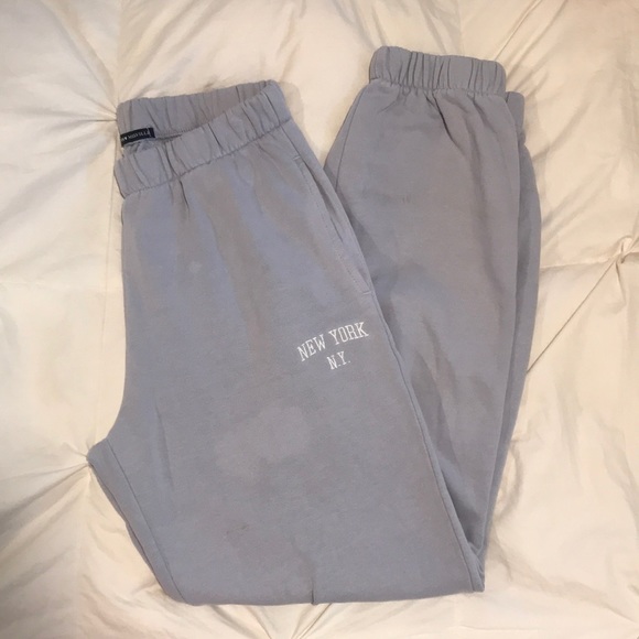 Brandy Melville Pants - Brandy Melville Sweatpants